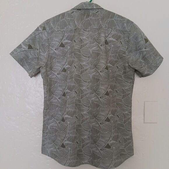 Molokai Surf Mens Short Sleeve Shirt M Collar Button Up Green Leaves Casual NWOT - Picture 6 of 10